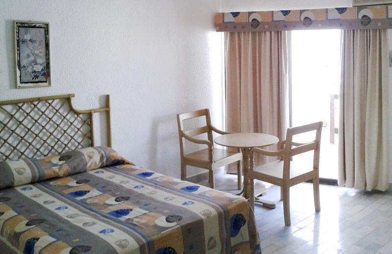 Las Perlas Condos Cancún Værelse billede