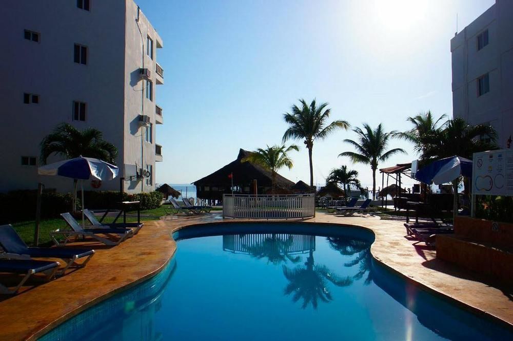 Las Perlas Condos Cancún Eksteriør billede