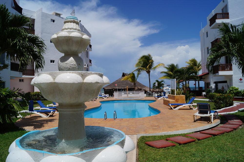 Las Perlas Condos Cancún Eksteriør billede